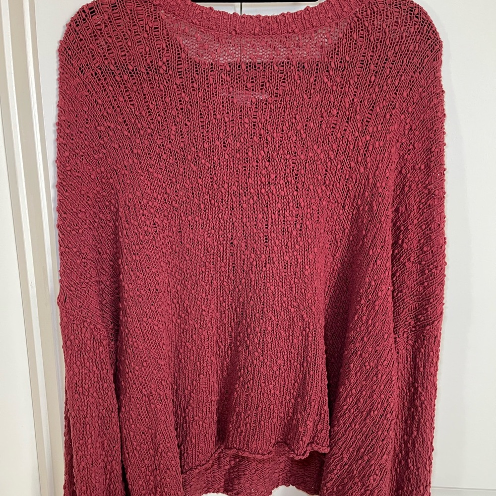 O’Neill Sweater! Lightweight, perfect for layering